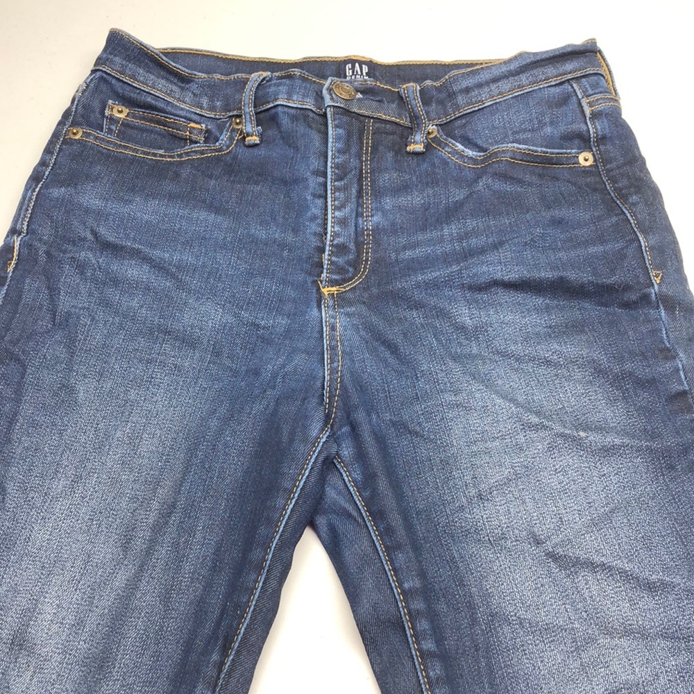 GAP Blue Skinny Jeans with Vintage Appeal